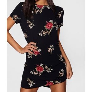 BOOHOO Floral Cap Sleeved Shift Dress